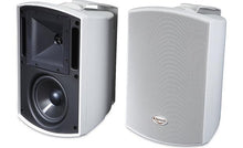 klipsch-aw-525-on-wall-outdoor-speakers-pair-white_01